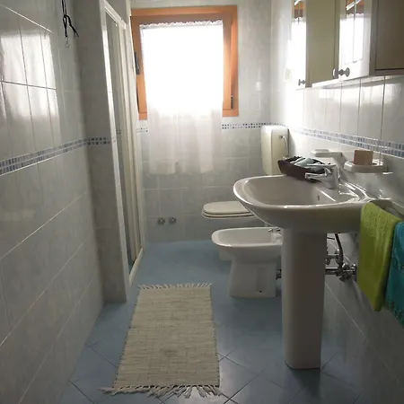 Lägenhet One Bedroom Flat With Terrace And Sea View