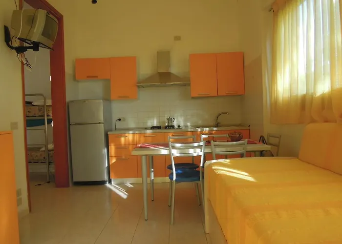 아파트 One Bedroom Flat With Terrace And Sea View *